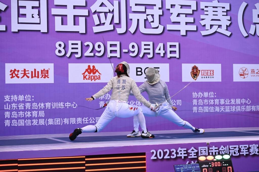 巴西击剑选手实现逆转，战胜对手晋级四强