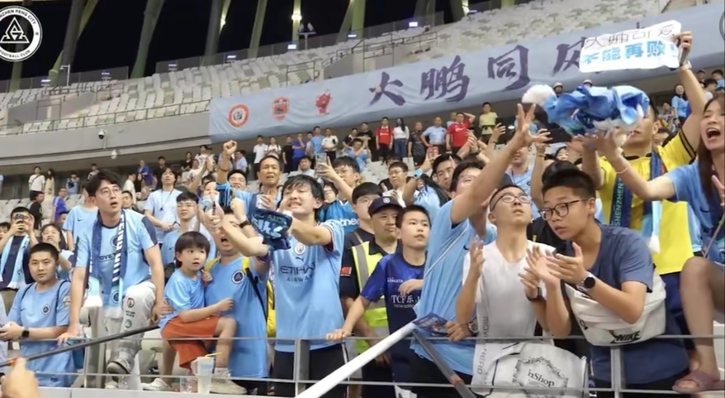 中超联赛开启新一轮比赛，球队士气高昂